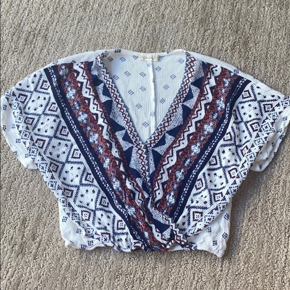 Crop Top with pattern